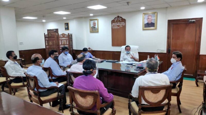 Mr. Gowda asks CMDs of Fertilizer PSUs to gear up for upcoming Rabi season
