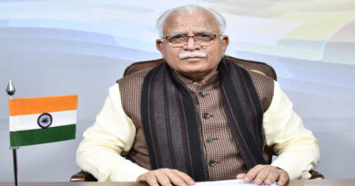 Haryana Chief Minister, Mr. Manohar Lal, While Launching Scathing Attack On Congress And Communist Party Leaders For Misleading Innocent Farmers