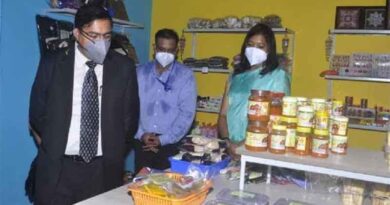 NABARD Chairman Dr. Chintala inaugurates Gramin Mart in Omkareshwar
