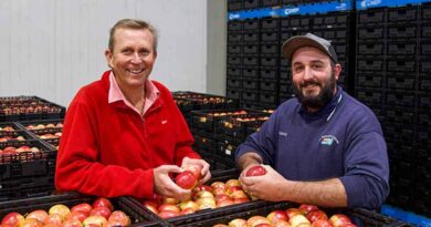 Bayer Crop Science AU: New chemistry proves tough on pests in apple orchards