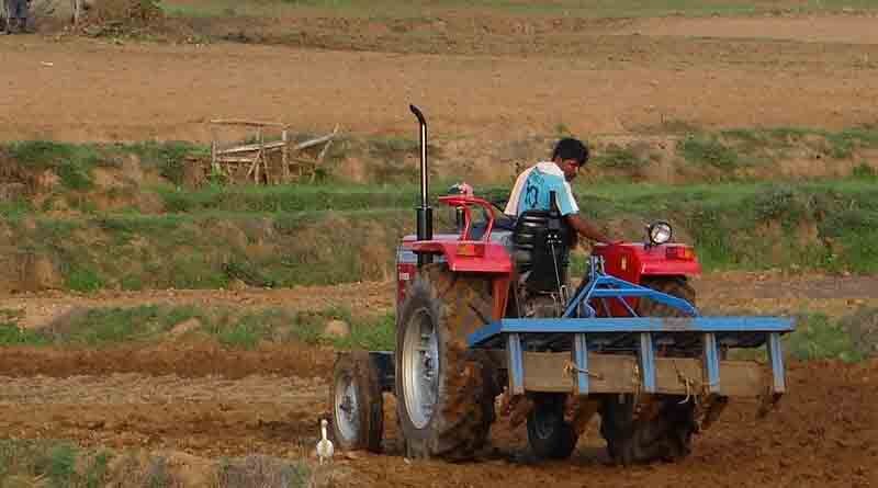 Tractor Sales 'boom' in India; 10 lakh tractor units estimated to be sold