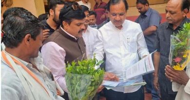 Appeal to Union Minister to amend fertilizer trading rules: Agro Inputs Dealers Association