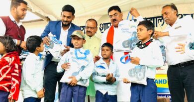 New Holland Agriculture supports school children in Madhya Pradesh with notebooks