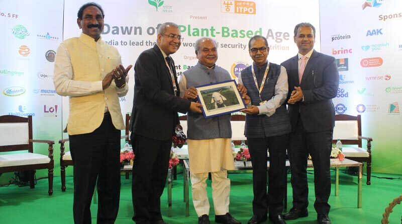 Union Agri Minister Mr. Narendra Singh Tomar endorsed PBFIA's Dawn of a Plant-Based Conference at AAHAR 2023