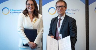 FMC Corporation and the Ukrainian Government sign a MoC for agriculture during Ukraine Recovery Conference