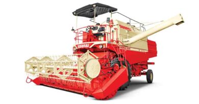 Swaraj Tractors unveils ‘Swaraj 8200 Wheel Harvester’