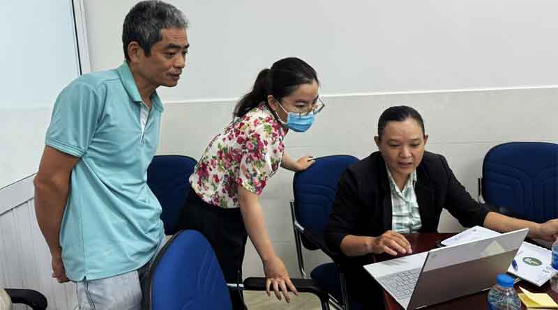 Trainers prep for scaling a digital platform that improves rice production monitoring in the Mekong River Delta