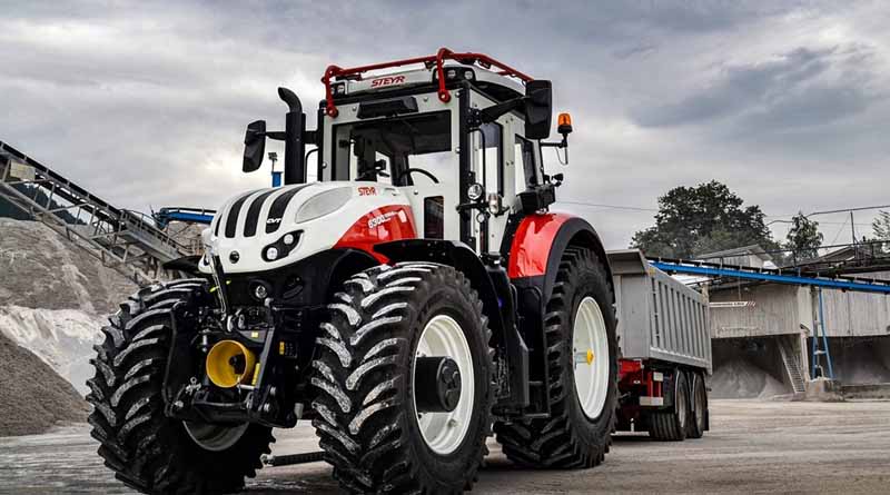 Steyr® shows tractors’ military capabilities at german fair