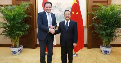 Minister Tang Renjian Meets Austrian Minister of Agriculture Totschnig